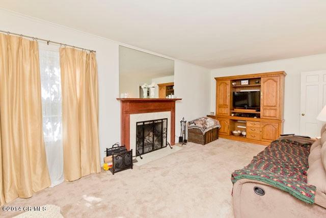 199 North Cassingham Road Bexley, OH 43209 - Photo 7 of 35