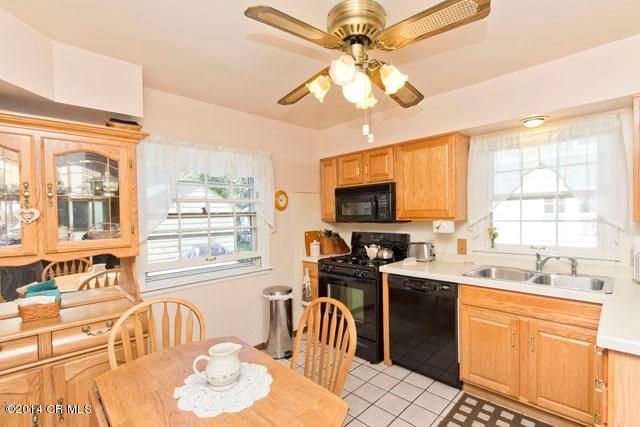 199 North Cassingham Road Bexley, OH 43209 - Photo 10 of 35