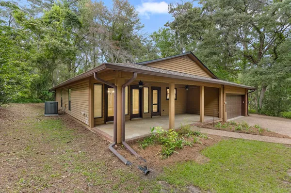 $520,000 | 405 Nottingham Court, Tallahassee, FL 32312