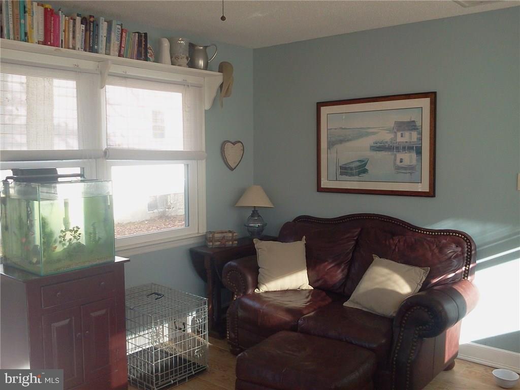 243 Topside Road Manahawkin, NJ 08050 - Photo 12 of 34