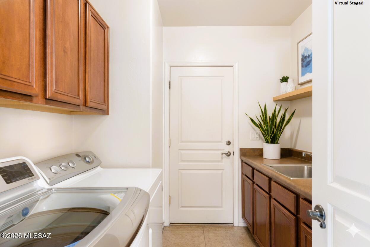 10612 South Blackhawk Ridge Place Vail, AZ 85641 - Photo 32 of 40 20-Laundry Room (1)