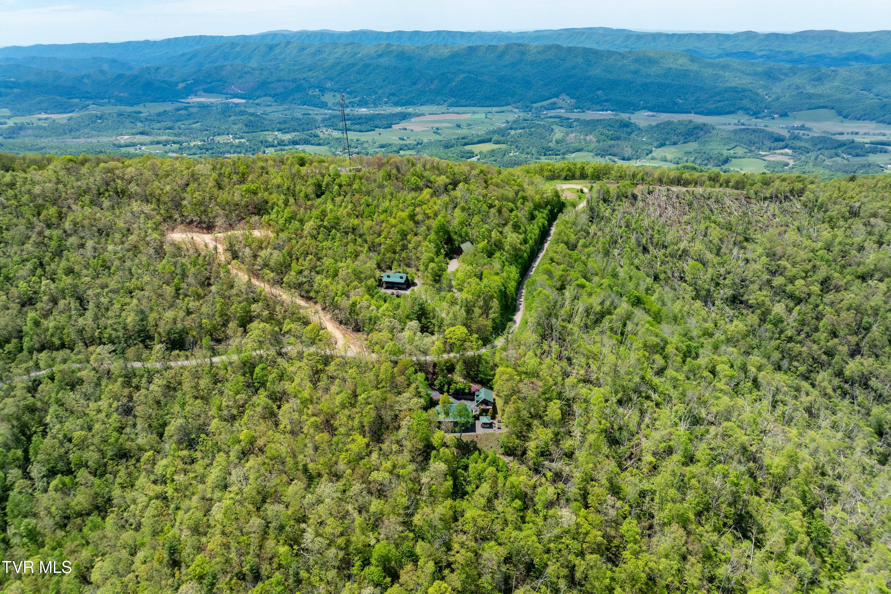 1527 Stone Mountain Road Trade, TN 37691 - Photo 110 of 129 1527 Stone Mountain Road (7 of 122)