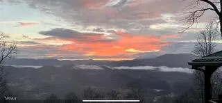 $1,179,000 | 1527 Stone Mountain Road, Trade, TN 37691