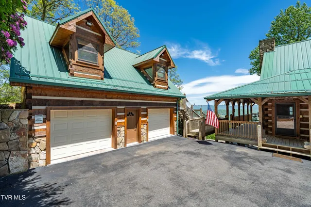 $1,179,000 | 1527 Stone Mountain Road, Trade, TN 37691