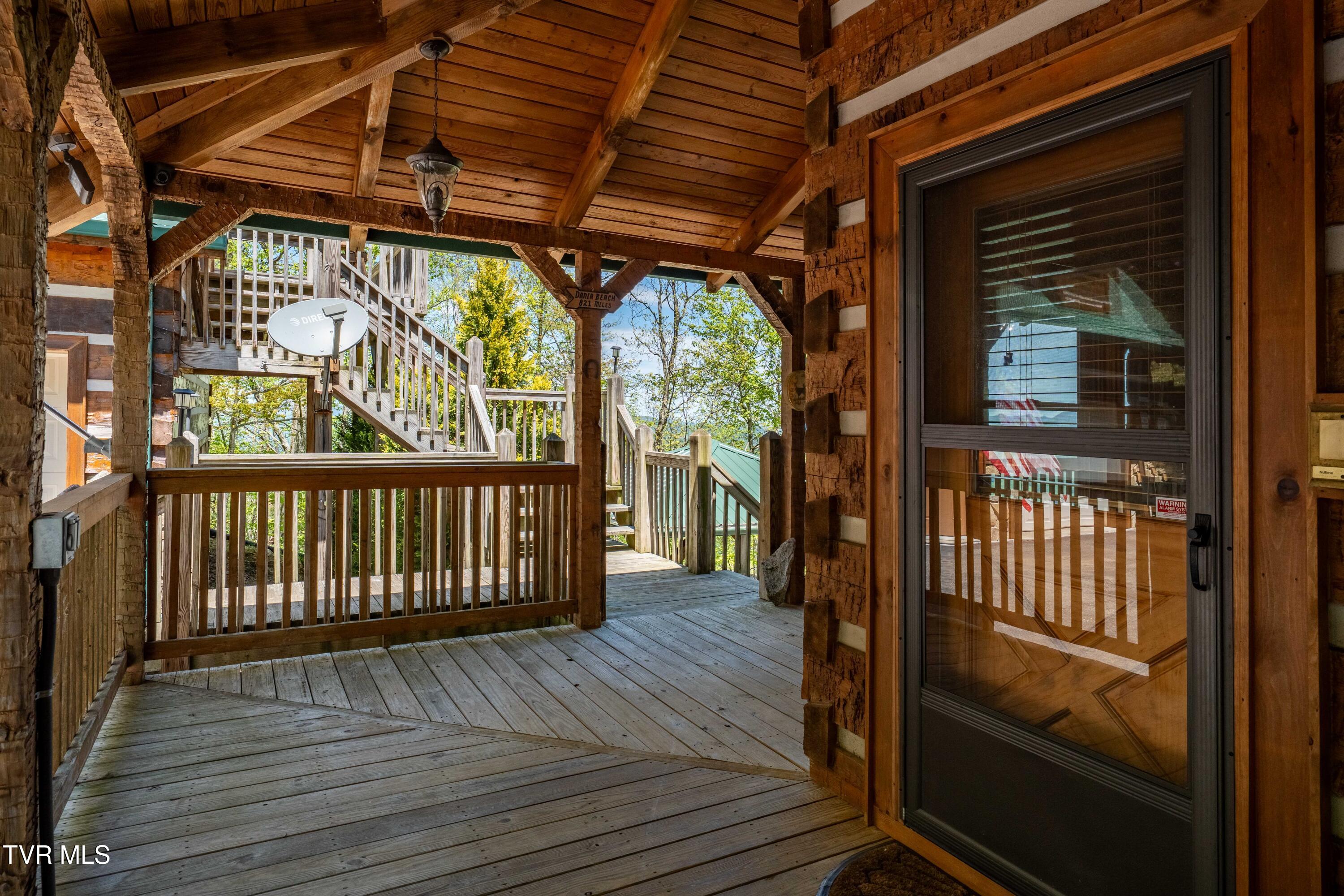 1527 Stone Mountain Road Trade, TN 37691 - Photo 21 of 129 1527 Stone Mountain Road (33 of 122)