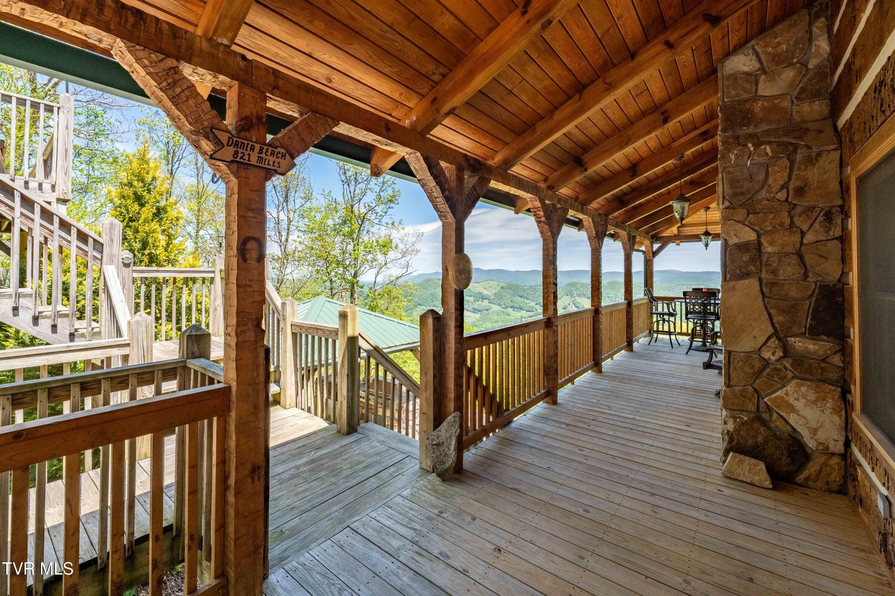 1527 Stone Mountain Road Trade, TN 37691 - Photo 28 of 129 1527 Stone Mountain Road (40 of 122)