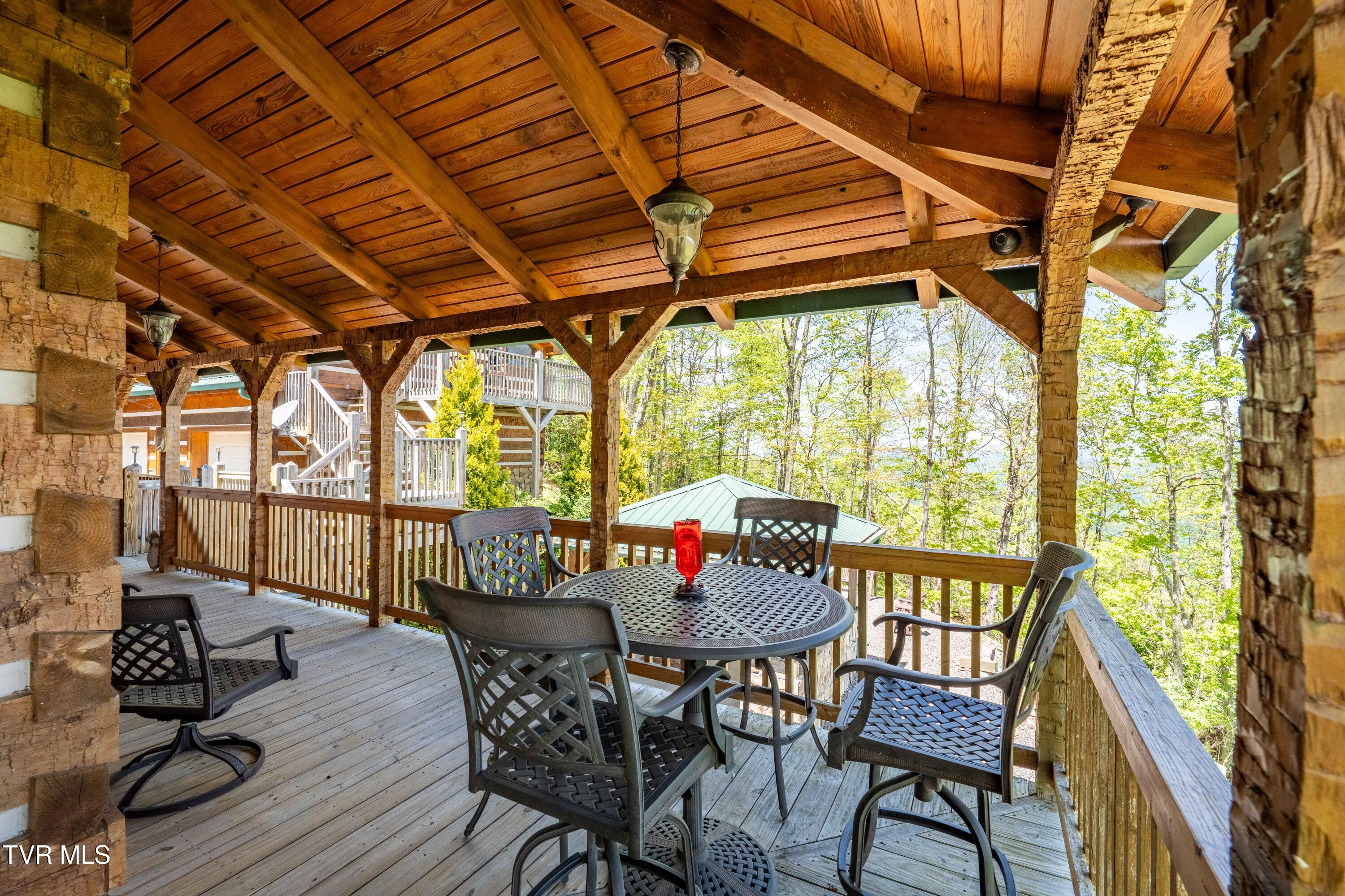 1527 Stone Mountain Road Trade, TN 37691 - Photo 32 of 129 1527 Stone Mountain Road (44 of 122)