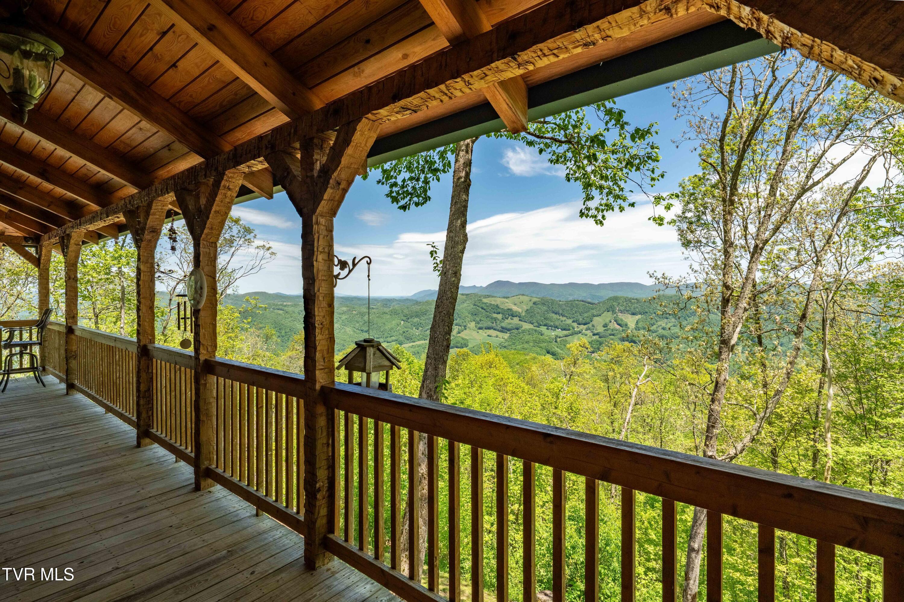 1527 Stone Mountain Road Trade, TN 37691 - Photo 35 of 129 1527 Stone Mountain Road (47 of 122)