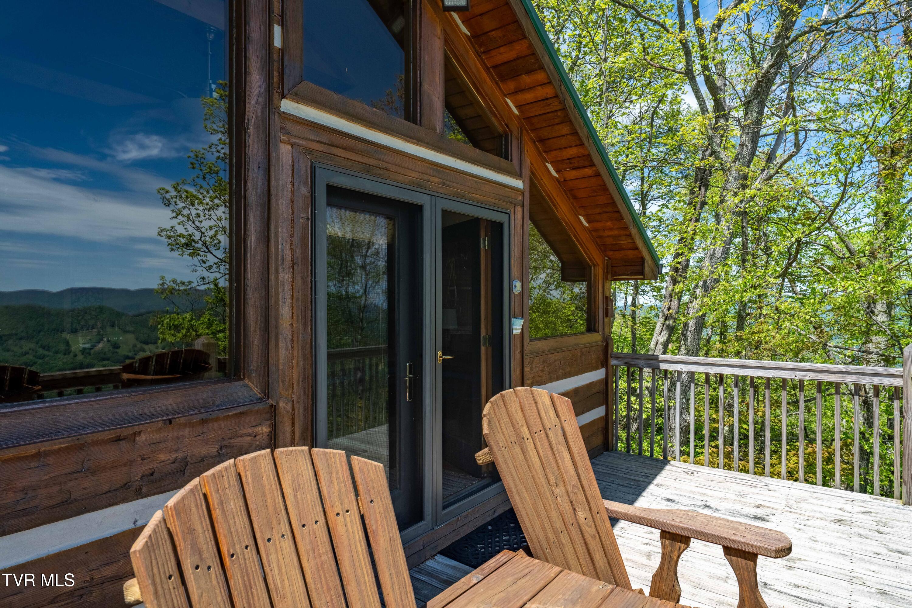 1527 Stone Mountain Road Trade, TN 37691 - Photo 38 of 129 1527 Stone Mountain Road (51 of 122)