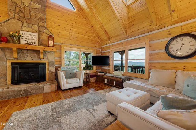 $1,179,000 | 1527 Stone Mountain Road, Trade, TN 37691