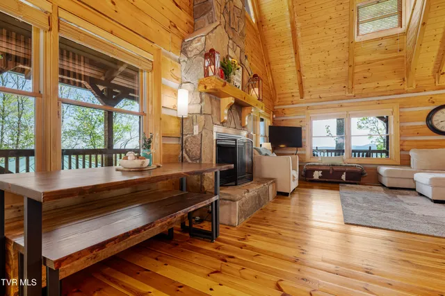 $1,179,000 | 1527 Stone Mountain Road, Trade, TN 37691