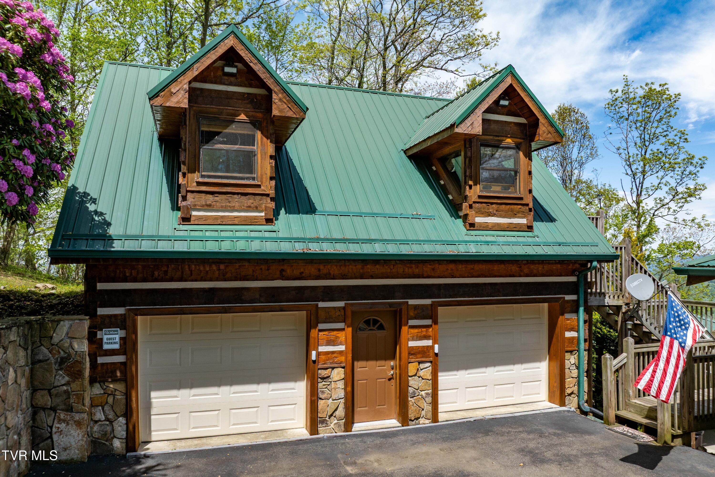 1527 Stone Mountain Road Trade, TN 37691 - Photo 7 of 129 1527 Stone Mountain Road (18 of 122)