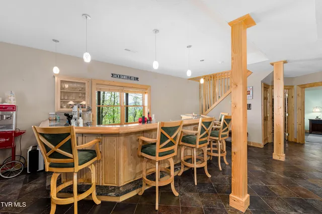 $1,179,000 | 1527 Stone Mountain Road, Trade, TN 37691