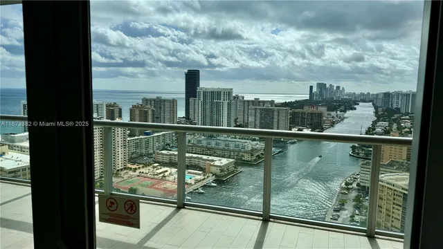 $585,000 | 2600 East Hallandale Beach Boulevard, Unit T3205, Hallandale Beach, FL 33009