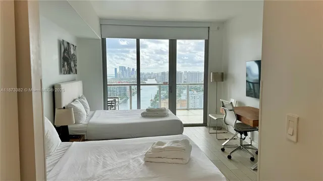 $585,000 | 2600 East Hallandale Beach Boulevard, Unit T3205, Hallandale Beach, FL 33009