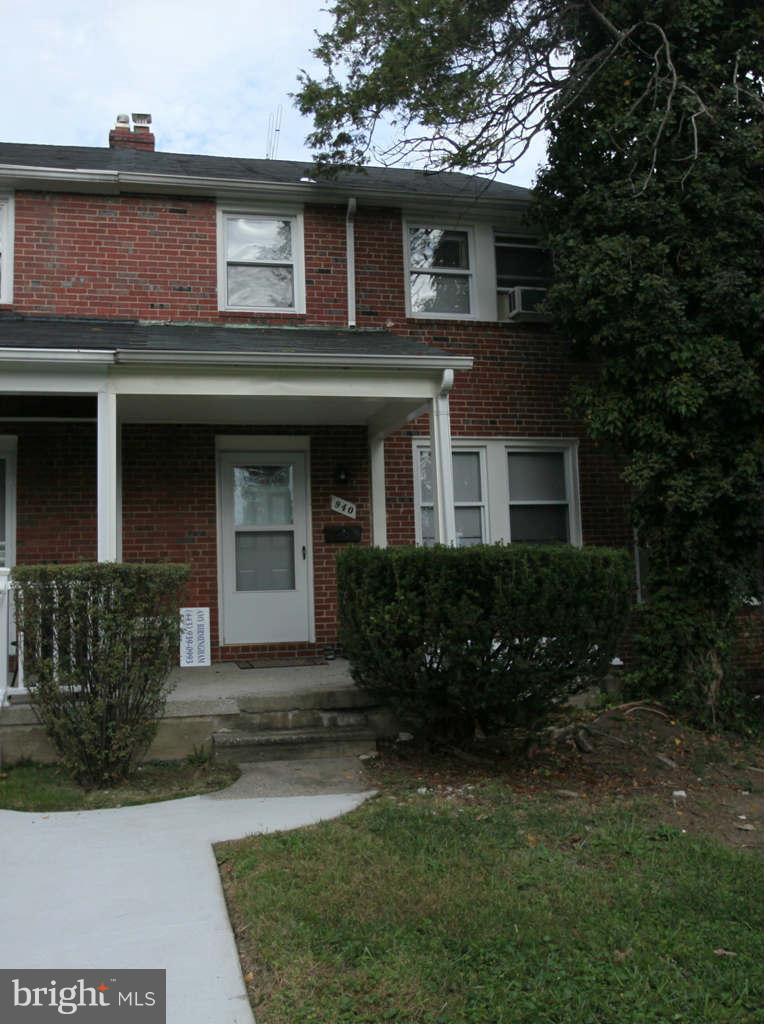940 North Hill Road Baltimore, MD 21218 - Photo 1 of 12 Exterior (Front)