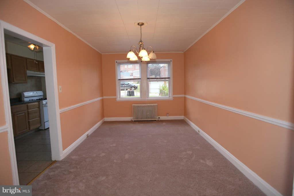 940 North Hill Road Baltimore, MD 21218 - Photo 4 of 12 Dining Room