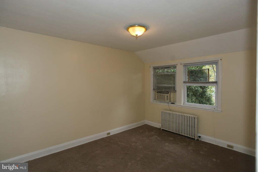 940 North Hill Road Baltimore, MD 21218 - Photo 6 of 12 Bedroom (Master)