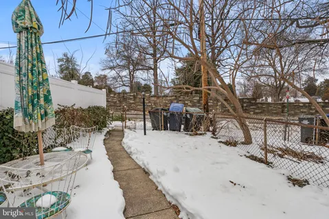 $685,000 | 2422 2nd Street Northeast, Washington, DC 20002