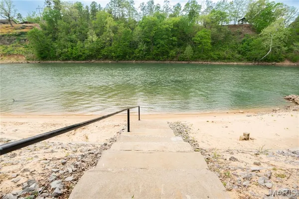 $595,000 | 81 Southern Comfort, Doniphan, MO 63935