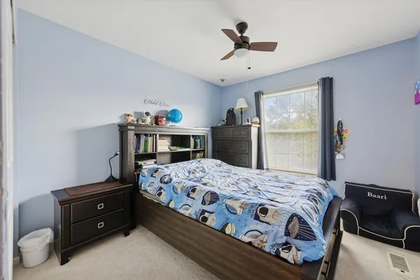 $575,000 | 1618 Astor Avenue, Oakbrook Terrace, IL 60181