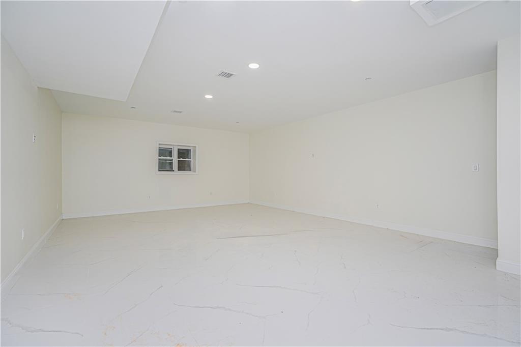 160 Bay 29th Street Brooklyn, NY 11214 - Photo 11 of 27 a view of empty room