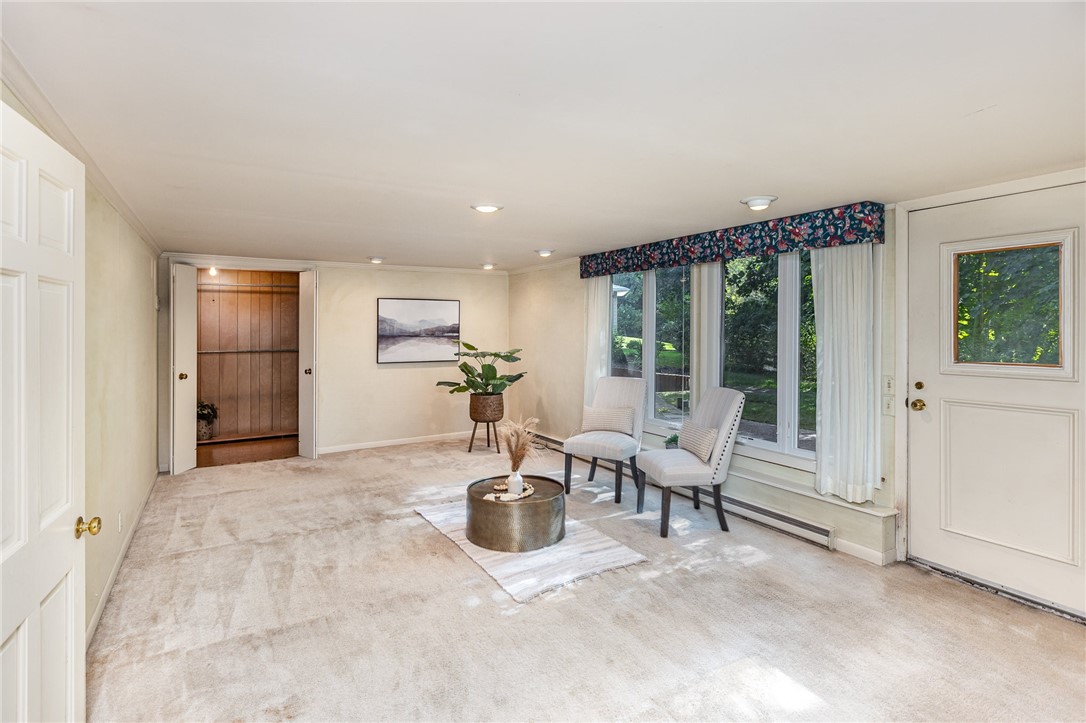 133 Imperial Circle Irondequoit, NY 14617 - Photo 25 of 38