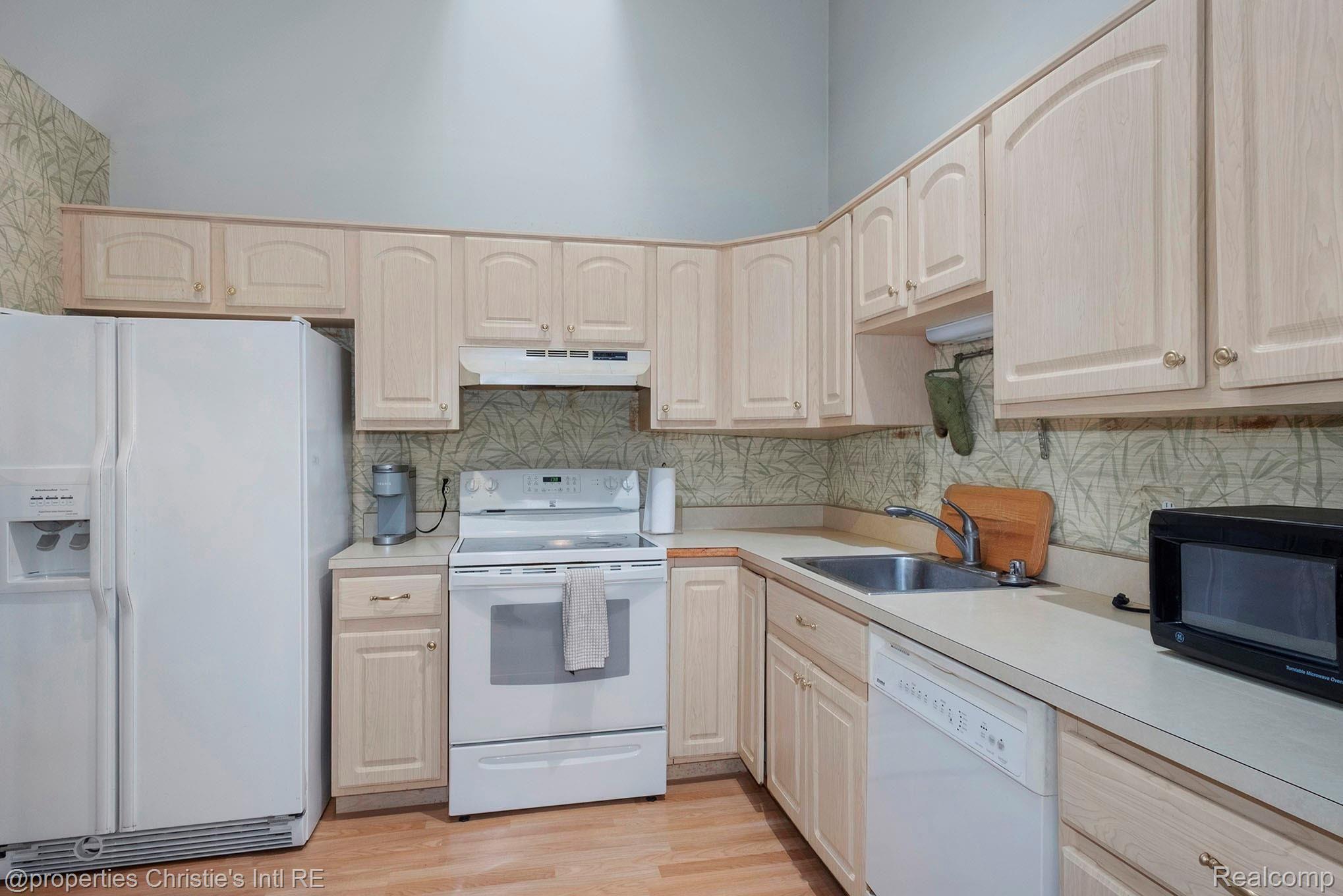 39966 Crosswinds Road Novi, MI 48375 - Photo 6 of 24 _DSF0294.jpg
