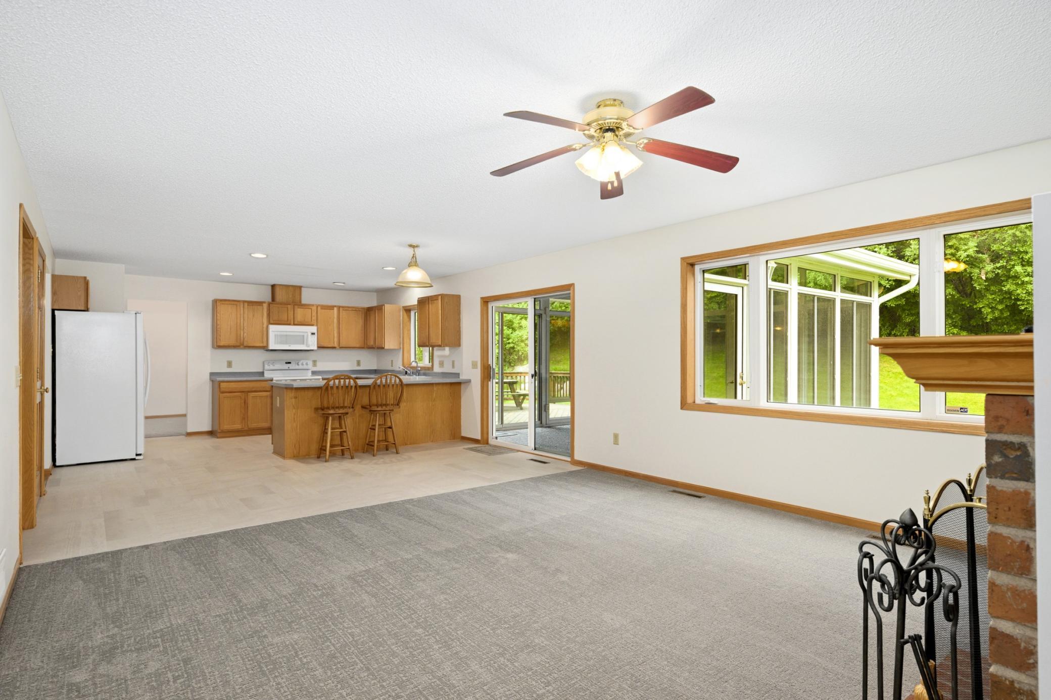 676 Falcon Ridge Road Woodbury, MN 55125 - Photo 14 of 34