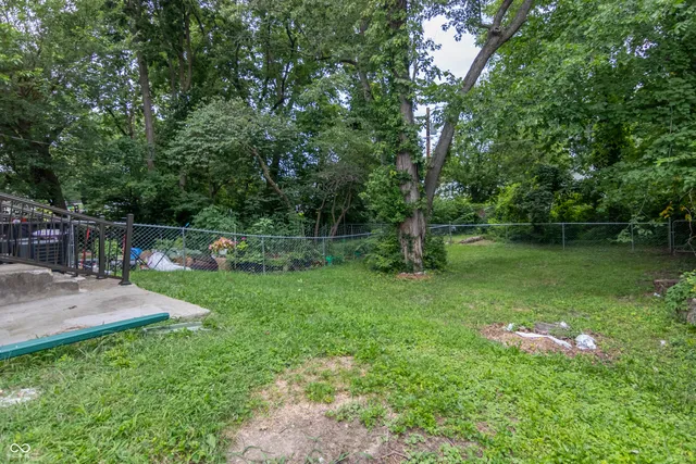 $1,050 | 3457 North Sherman Drive, Indianapolis, IN 46218