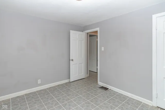 $1,050 | 3457 North Sherman Drive, Indianapolis, IN 46218