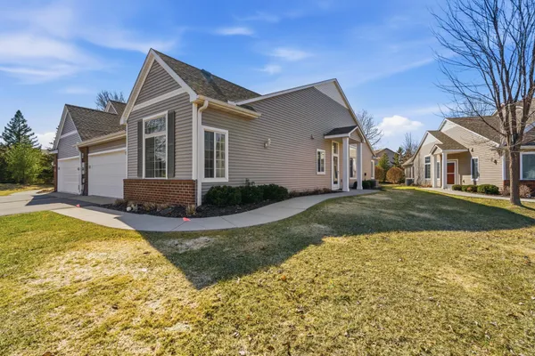 $384,900 | 11294 London Court Northeast, Blaine, MN 55449