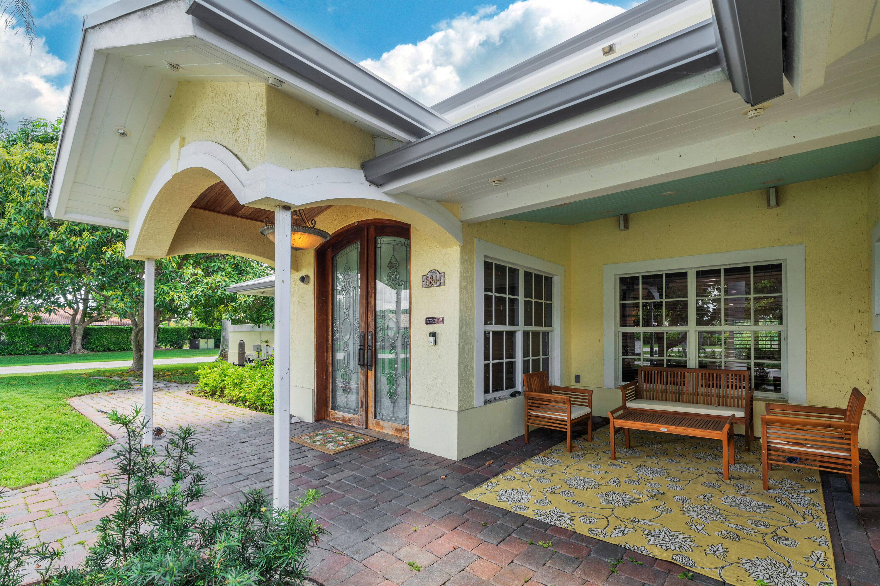 5844 Pinebrook Drive Boca Raton, FL 33433 - Photo 4 of 104 2 Entryway (1)