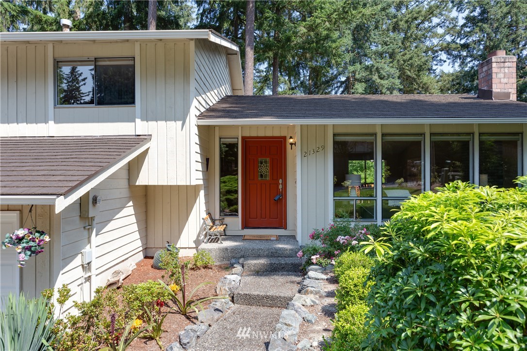 21329 2nd Drive Southeast Bothell, WA 98021 - Photo 3 of 25