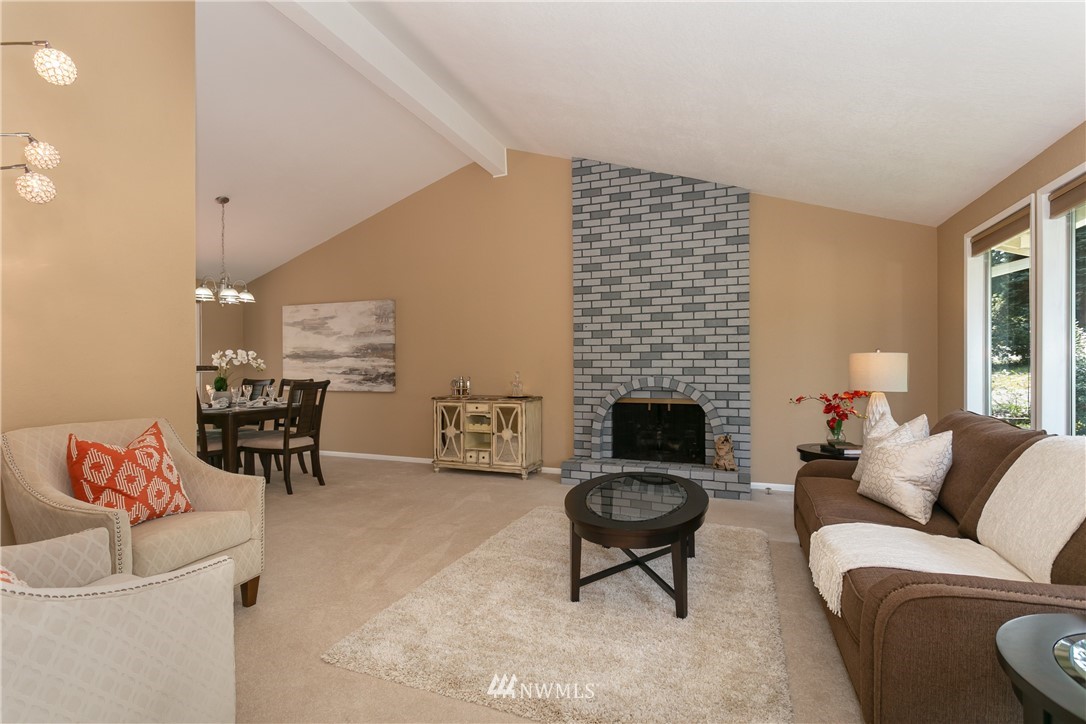 21329 2nd Drive Southeast Bothell, WA 98021 - Photo 5 of 25