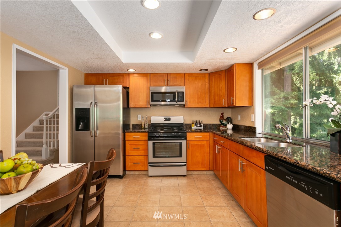 21329 2nd Drive Southeast Bothell, WA 98021 - Photo 9 of 25