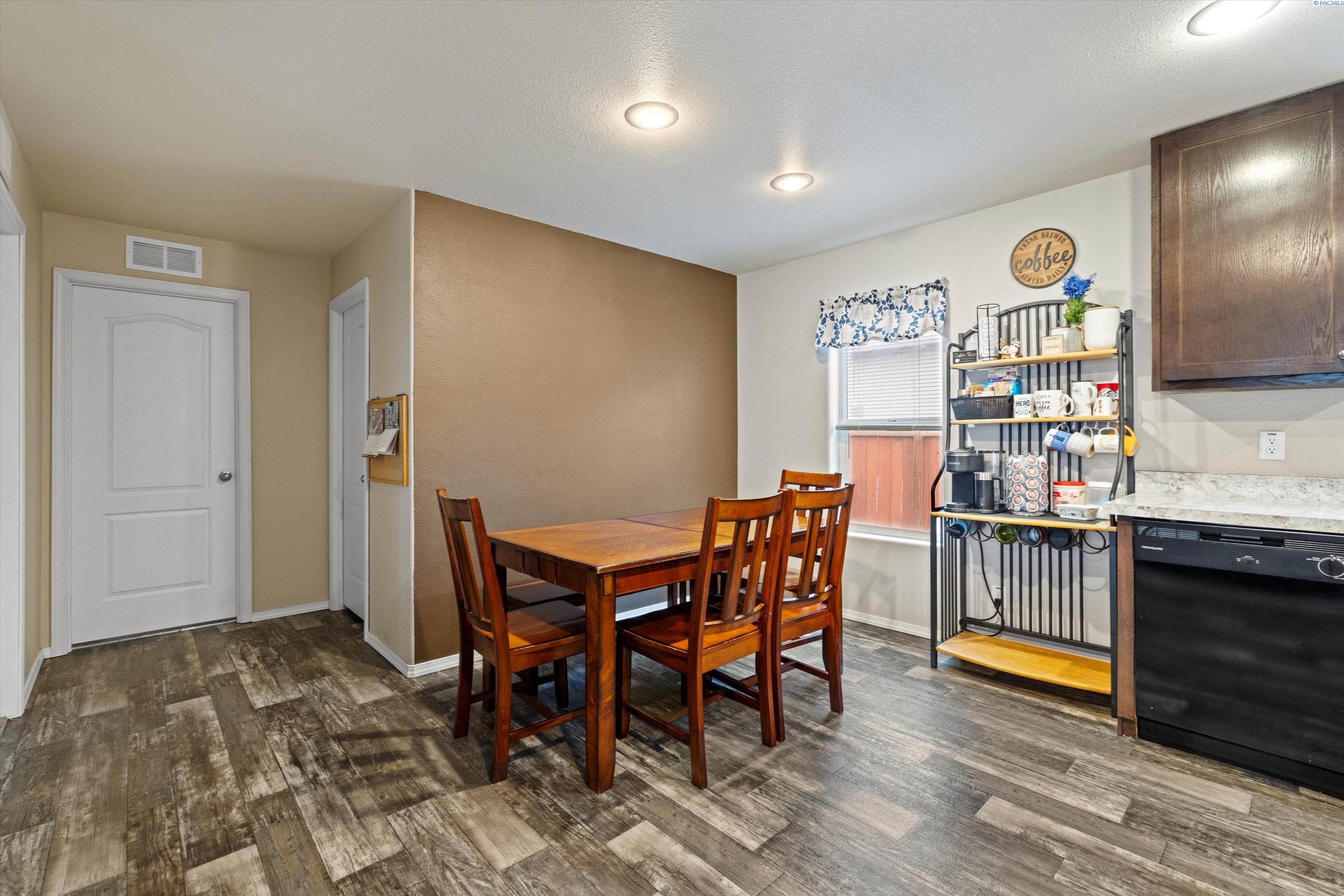 200802 East Game Farm Road, Unit 96 Kennewick, WA 99337 - Photo 14 of 38 Gallery Image 14