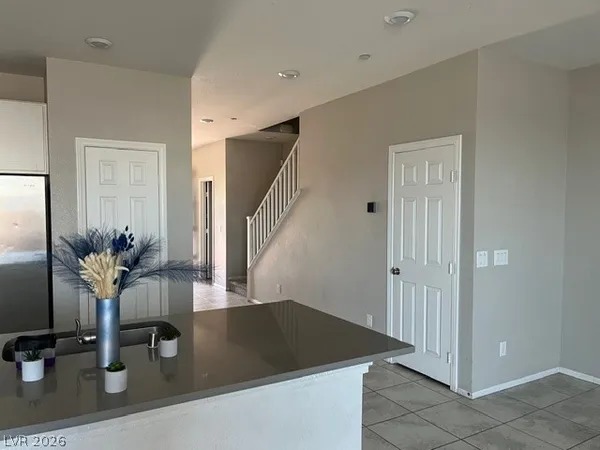 $2,195 | 5676 Calm Season Street, Las Vegas, NV 89118