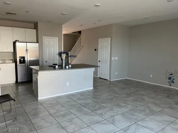 $2,195 | 5676 Calm Season Street, Las Vegas, NV 89118