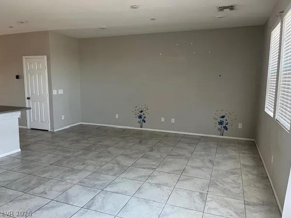 $2,195 | 5676 Calm Season Street, Las Vegas, NV 89118