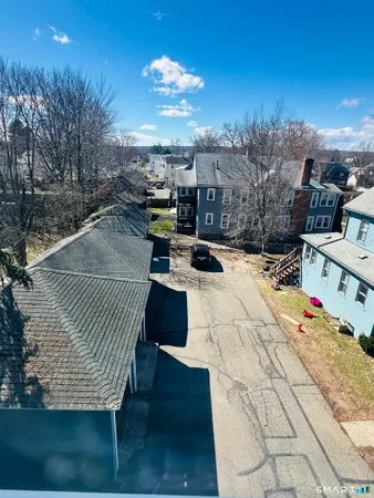 $1,750 | 133 Quaker Lane South, Unit 3, West Hartford, CT 06119