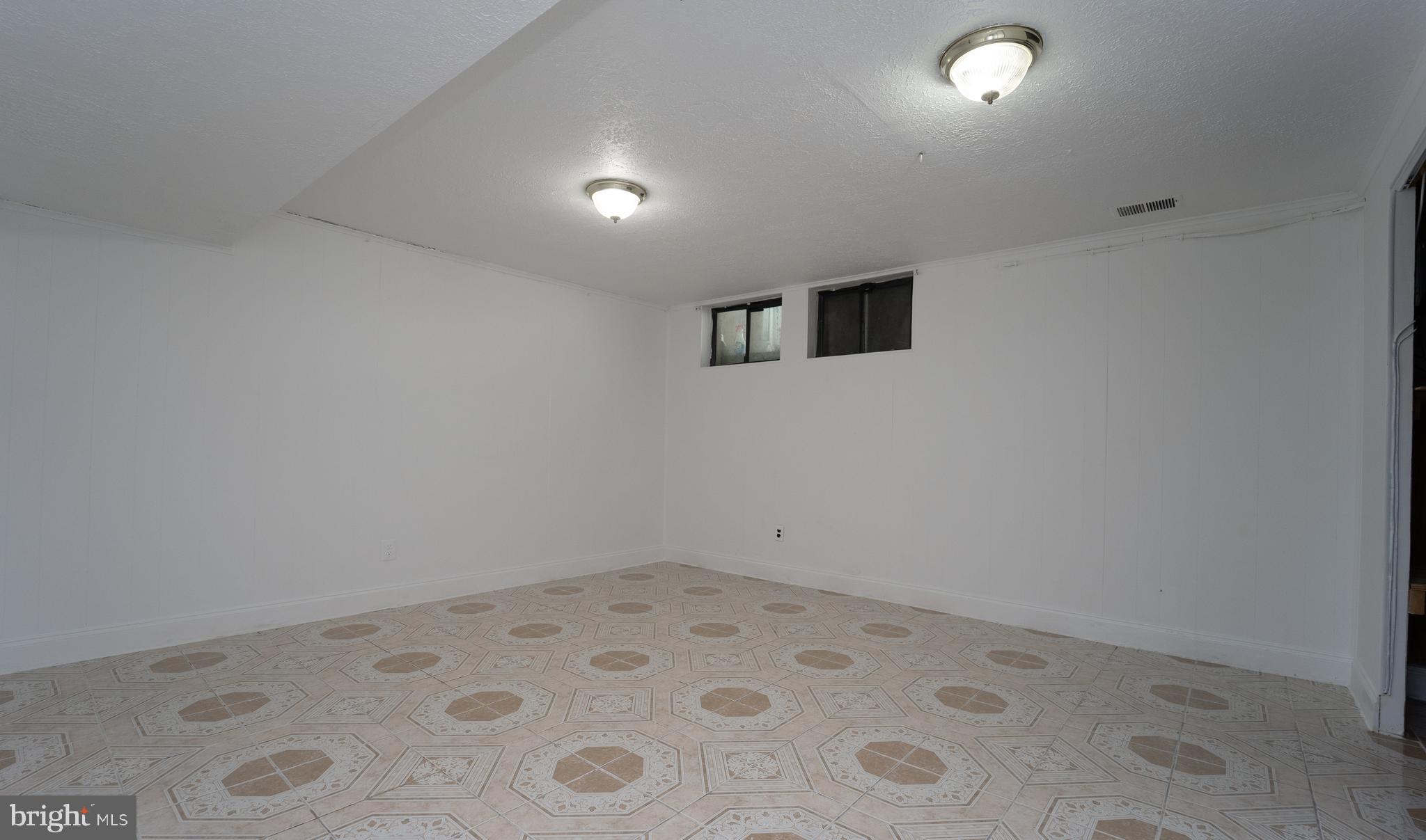 10 Duchess Court Rosedale, MD 21237 - Photo 13 of 23