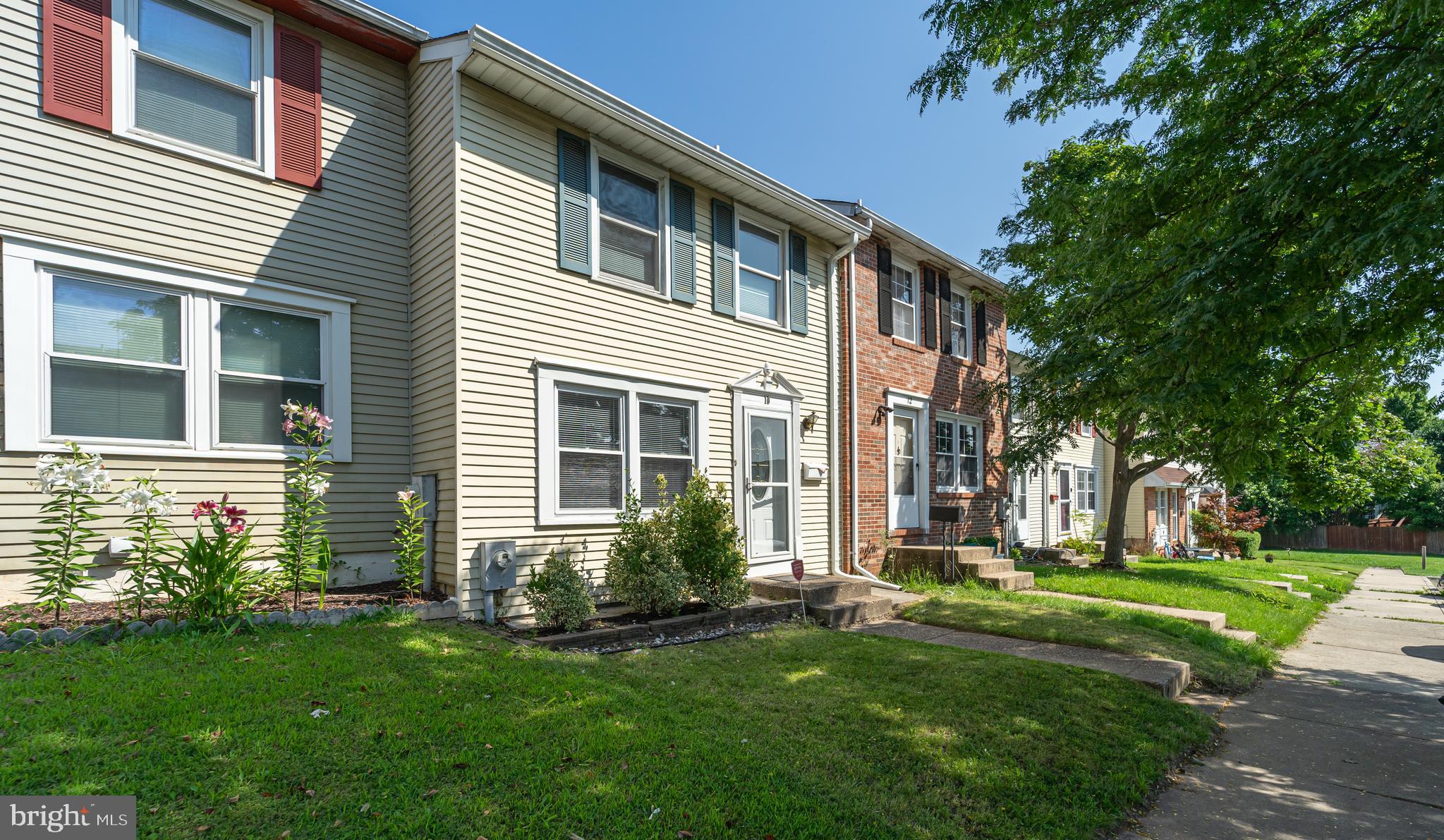 10 Duchess Court Rosedale, MD 21237 - Photo 2 of 23