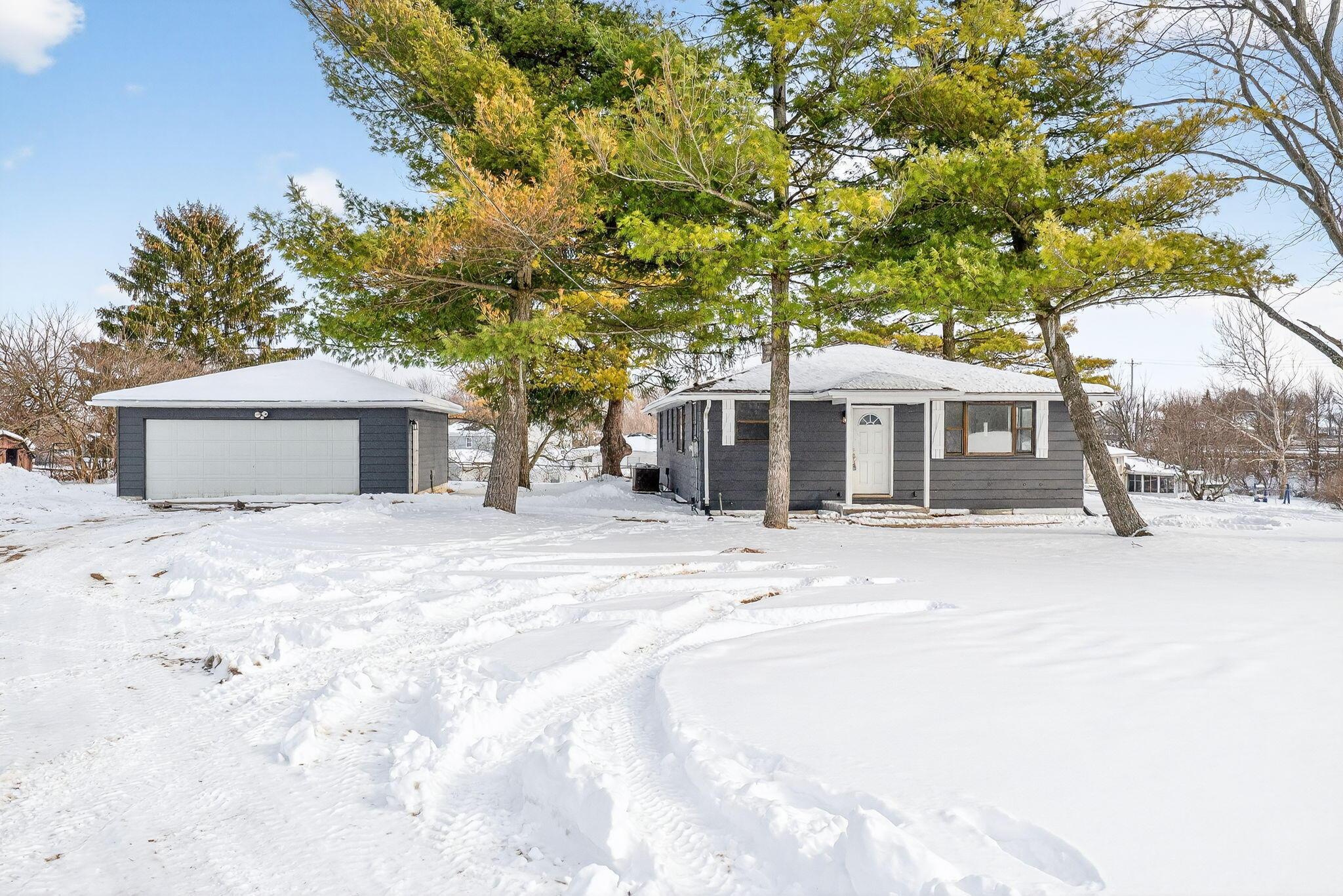 2800 Alkire Road Grove City, OH 43123 - Photo 4 of 60 2800 Alkire Rd (Exterior)-1