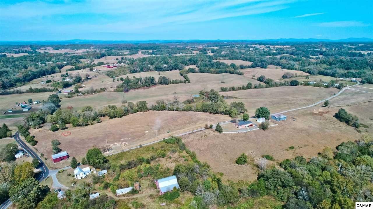 1 Timber Ridge Road Greeneville, TN 37743 - Photo 5 of 27 Gallery Image 5