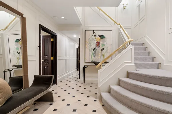 $75,000 | 7 East 69th Street | Lenox Hill