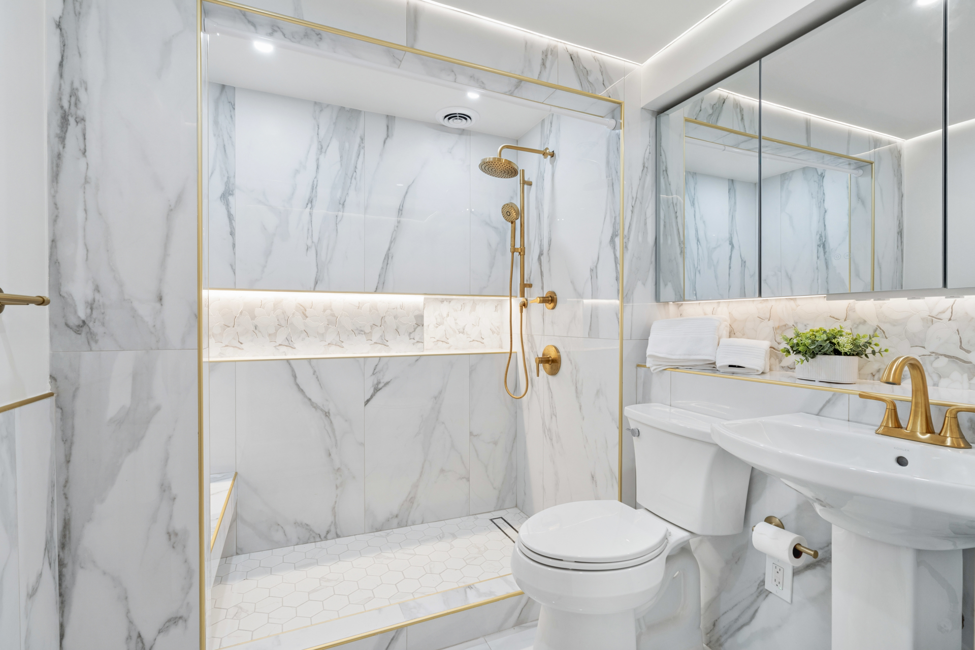 7 East 69th Street Manhattan, NY 10021 - Photo 16 of 27