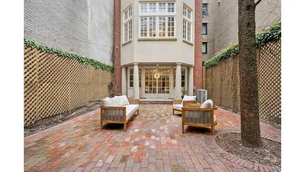 $75,000 | 7 East 69th Street | Lenox Hill