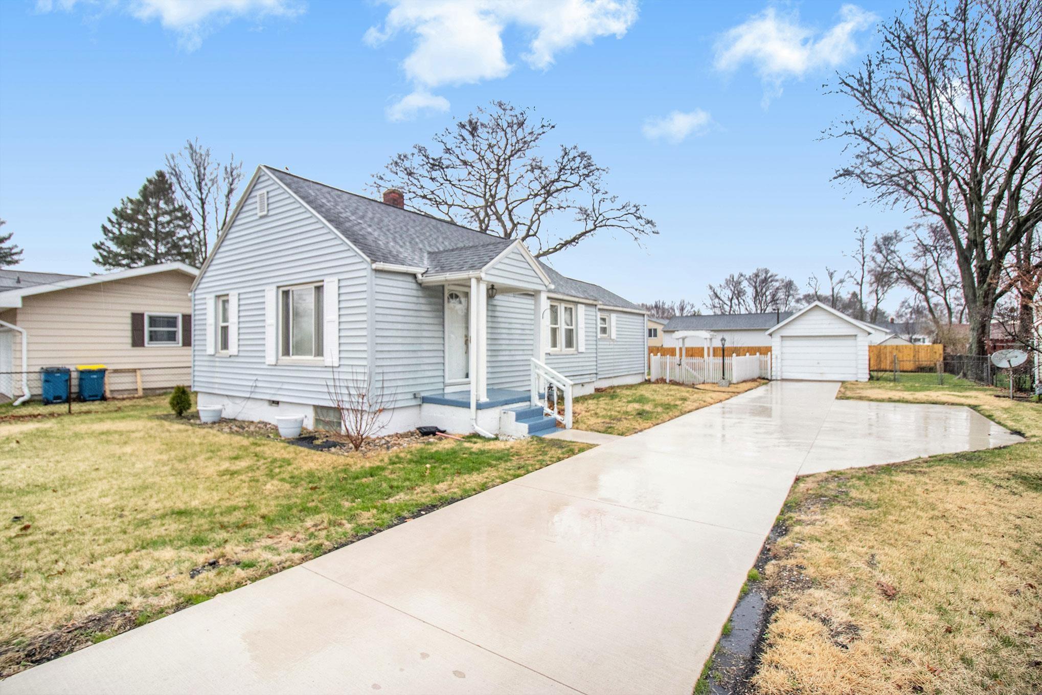 4102 Vistula Road Mishawaka, IN 46544 - Photo 1 of 15 Gallery Image 1