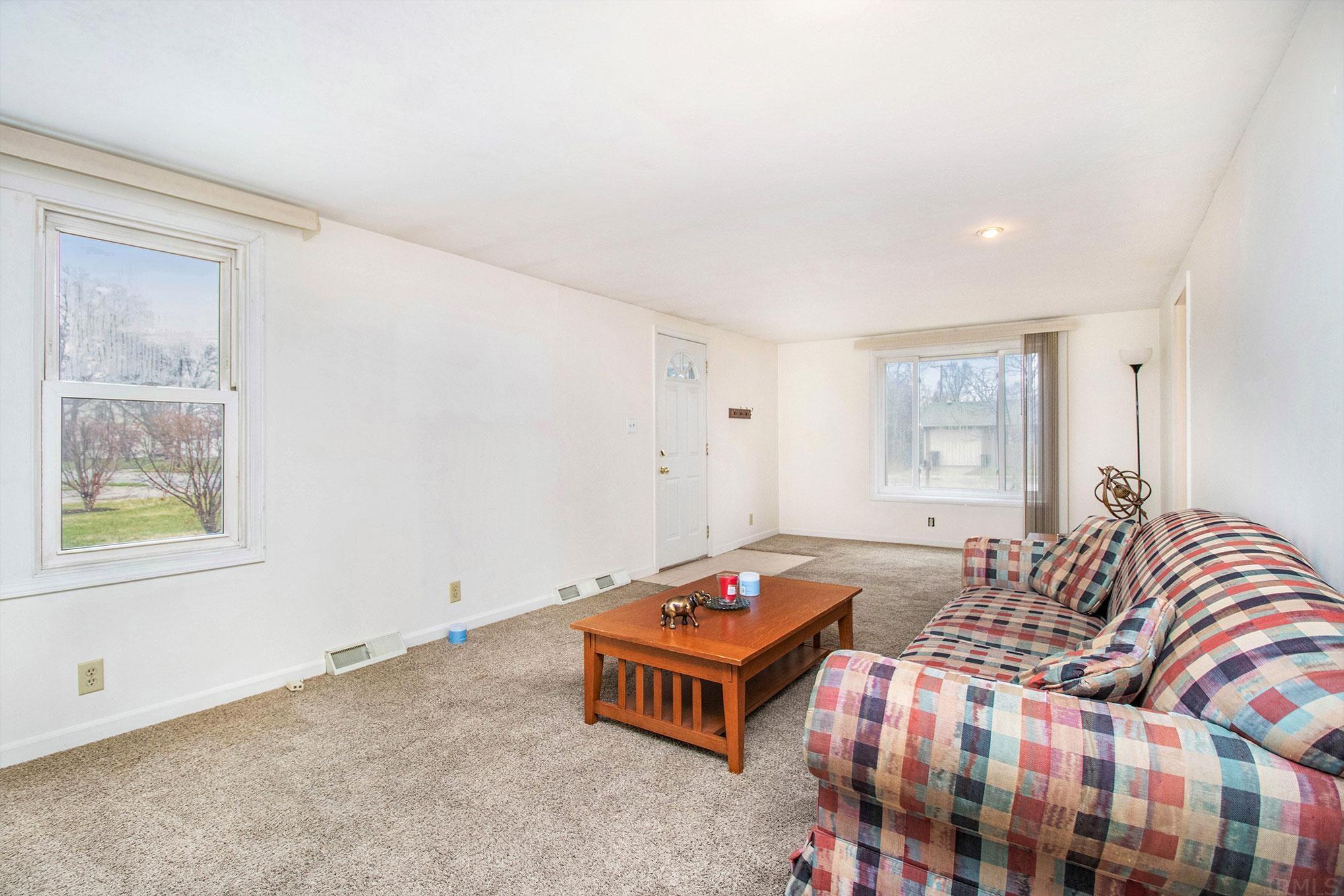 4102 Vistula Road Mishawaka, IN 46544 - Photo 5 of 15 Gallery Image 5